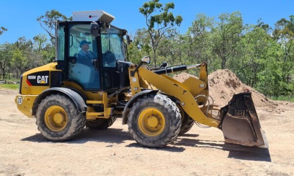 RIIMPO321F Conduct civil construction wheeled front end loader operations 2
