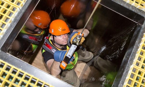 RIIWHS202E Enter and work in confined spaces 2