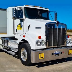 TLIC3004 Drive heavy rigid vehicle lessons Townsville