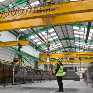 RIIHAN305D Licence to operate a gantry or overhead crane